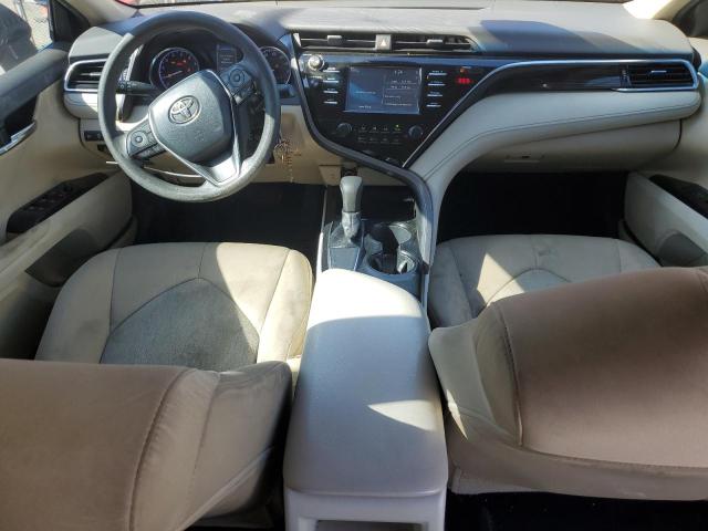  TOYOTA CAMRY 2018 Червоний