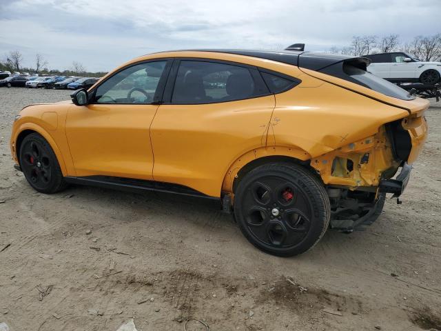  FORD MUSTANG 2021 Золотой