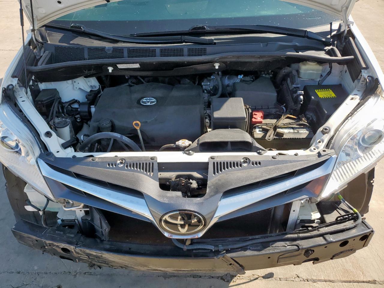 2018 Toyota Sienna Xle VIN: 5TDYZ3DC1JS920684 Lot: 52127035