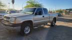 2004 Chevrolet Silverado K2500 Heavy Duty იყიდება Phoenix-ში, AZ - Minor Dent/Scratches