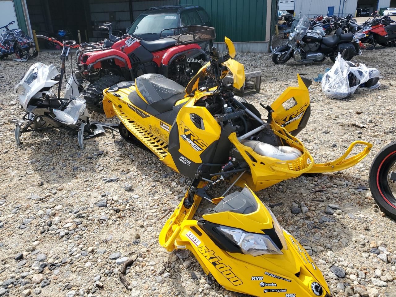 2014 Skidoo Mxz на продаже в Candia, NH - Front End