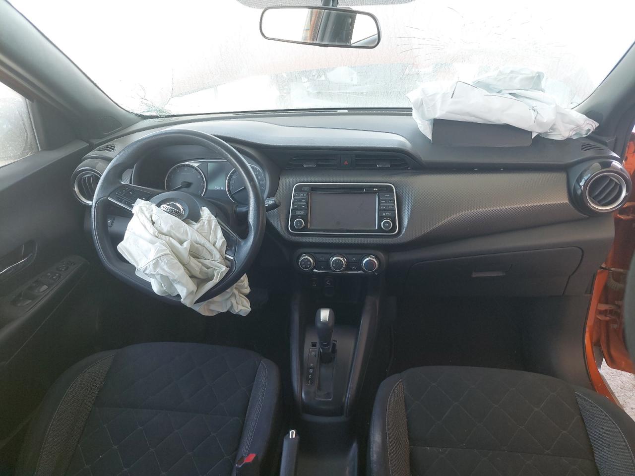 3N1CP5C97KL466937 - 2019 Nissan KICKS - #undefined