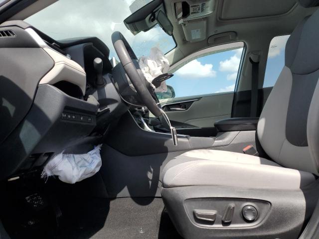  TOYOTA RAV4 2023 Серебристый