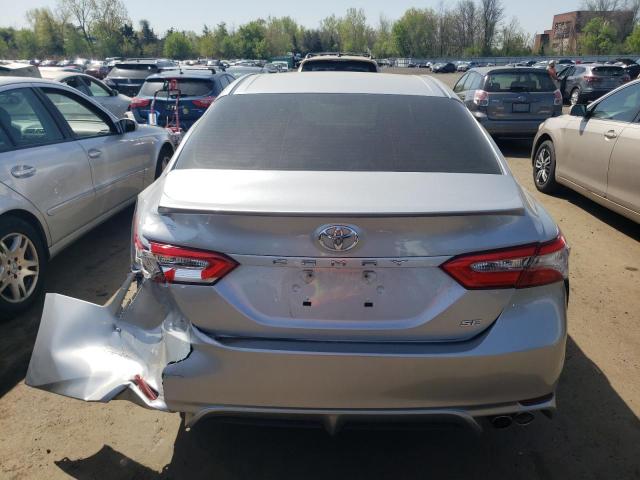  TOYOTA CAMRY 2018 Серебристый