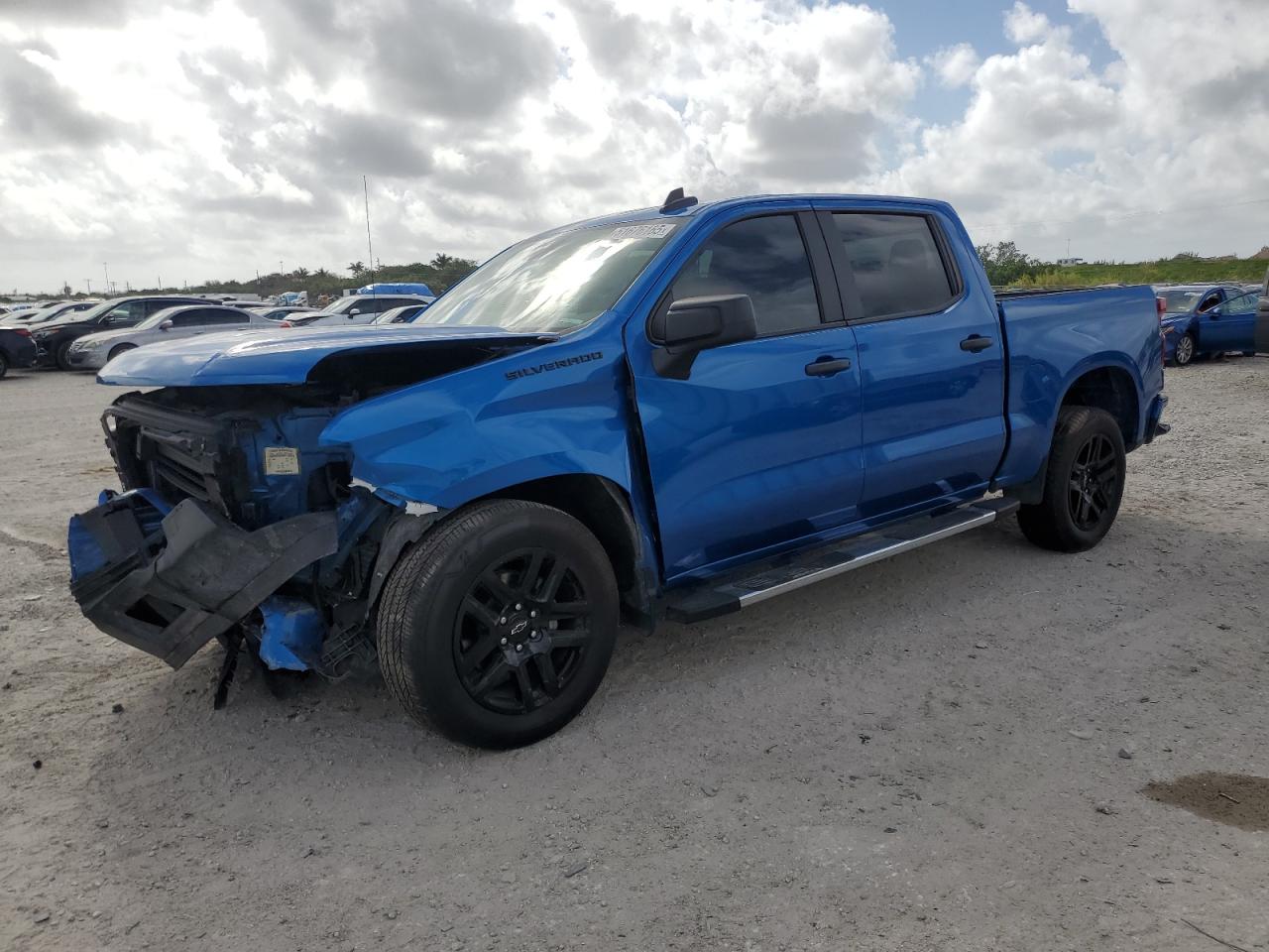 2022 Chevrolet Silverado C1500 Custom for Sale in West Palm Beach, FL - Front End