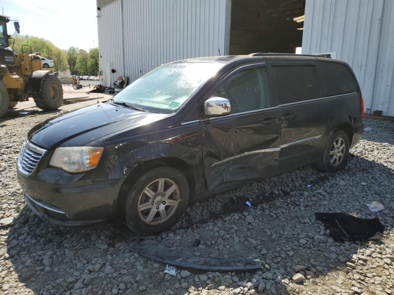 2011 Chrysler Town & Country Touring L en Venta en Windsor, NJ - Side