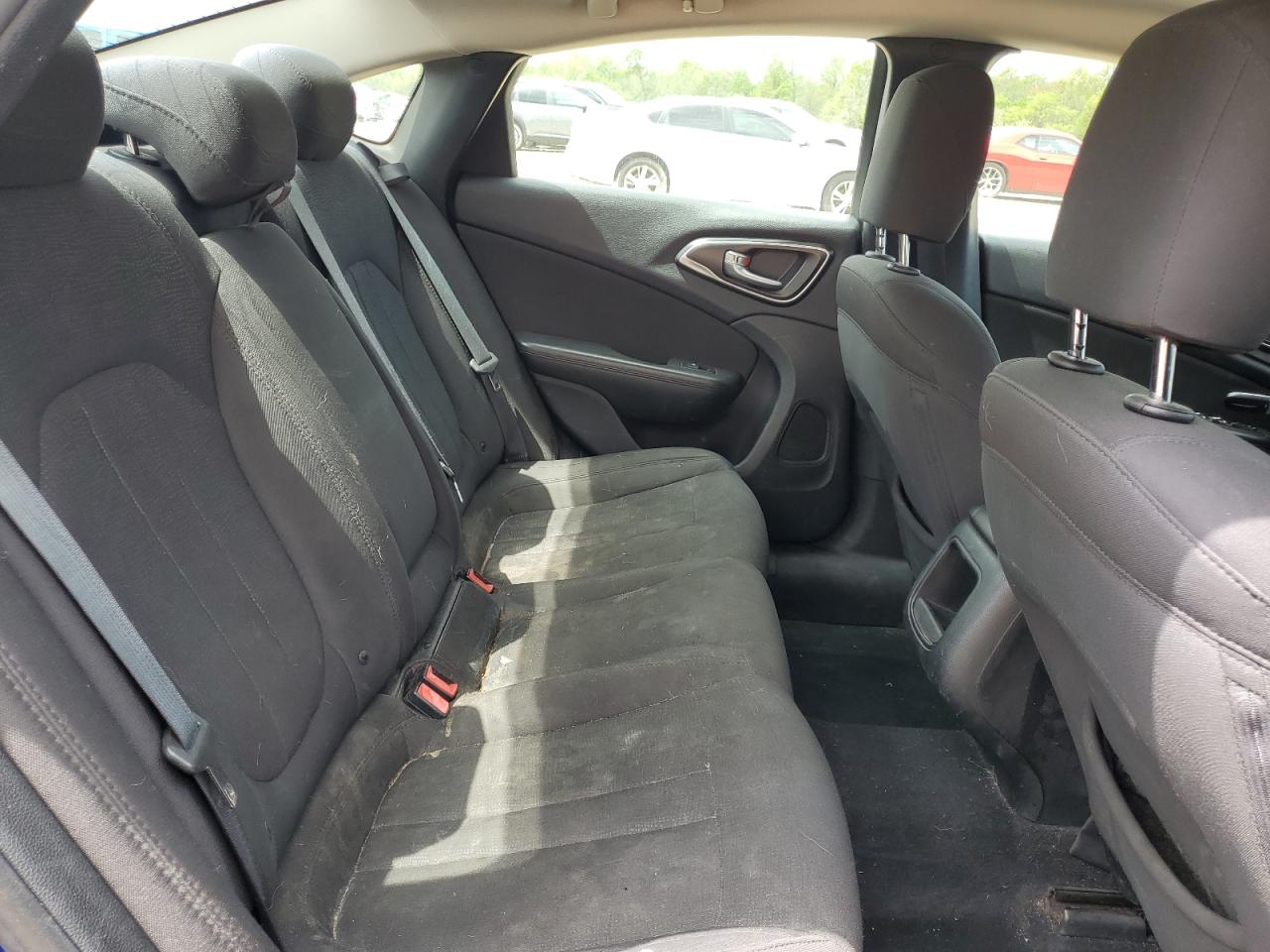 2016 Chrysler 200 Limited VIN: 1C3CCCABXGN153332 Lot: 85283475