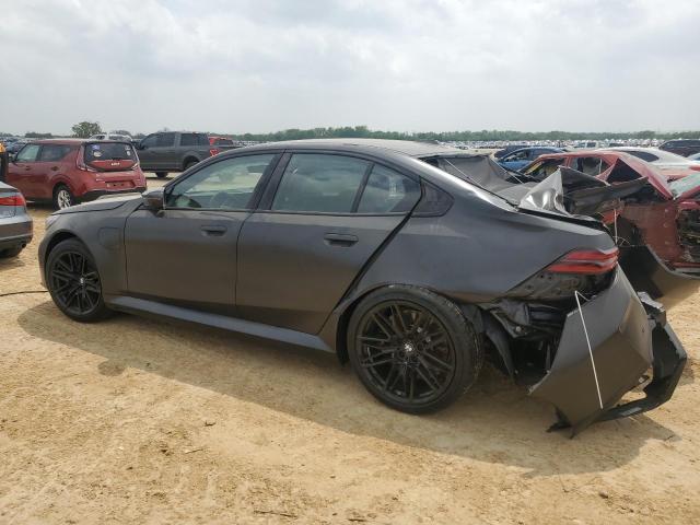 BMW M5 2025 Серый