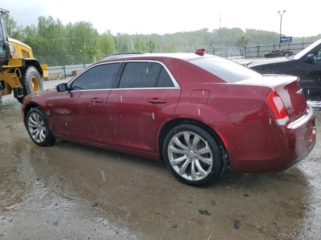  CHRYSLER 300 2018 Красный