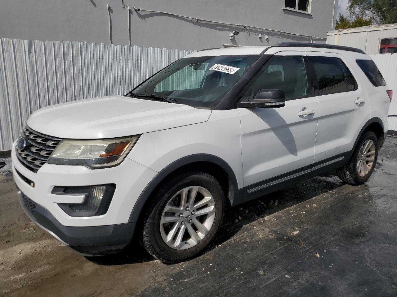 2016 Ford Explorer Xlt na sprzedaż w Opa Locka, FL - Minor Dent/Scratches