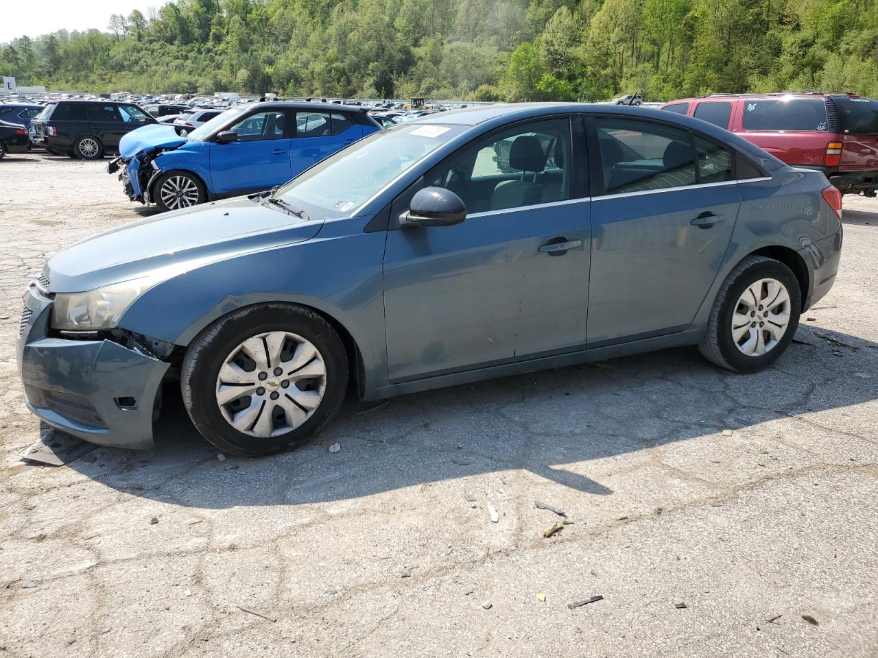 2012 Chevrolet Cruze Ls for Sale in Hurricane, WV - Front End