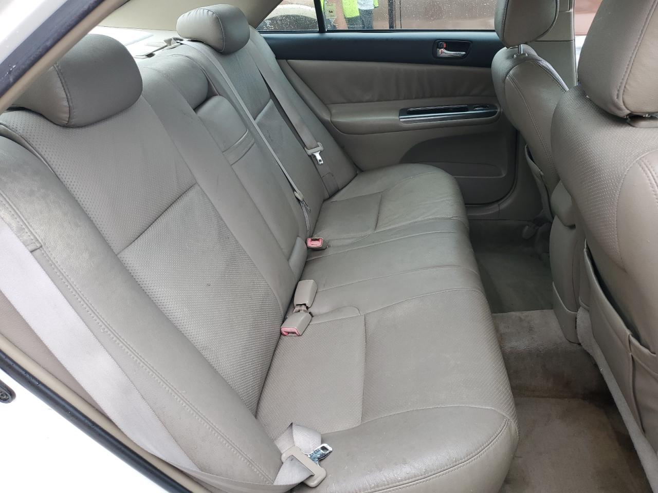 2004 Toyota Camry Le VIN: 4T1BE32K84U263437 Lot: 54679255