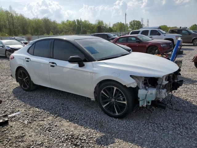  TOYOTA CAMRY 2020 White