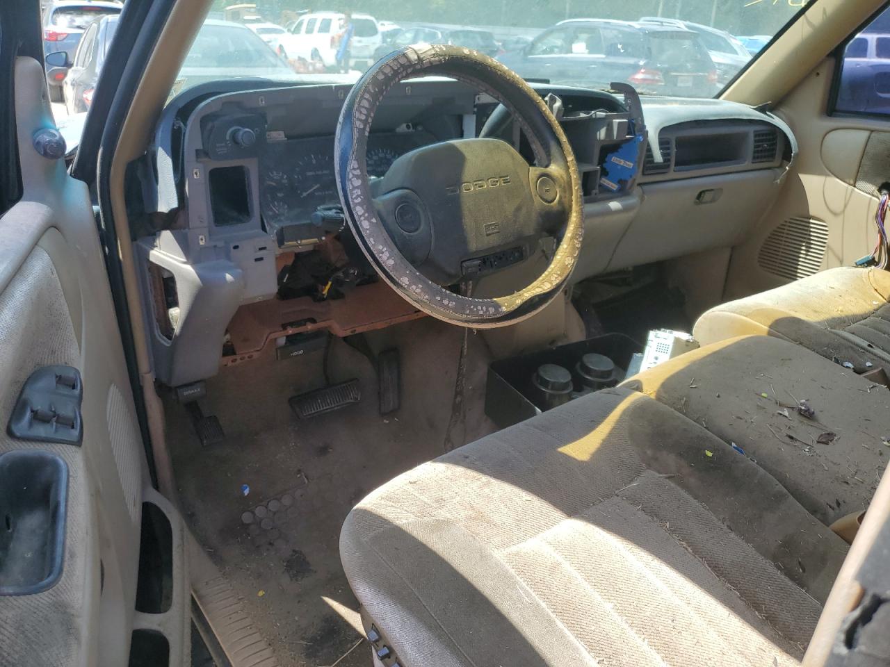 1997 Dodge Ram 2500 VIN: 3B7KC23D8VG746774 Lot: 54536375