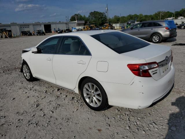 Sedans TOYOTA CAMRY 2012 Biały