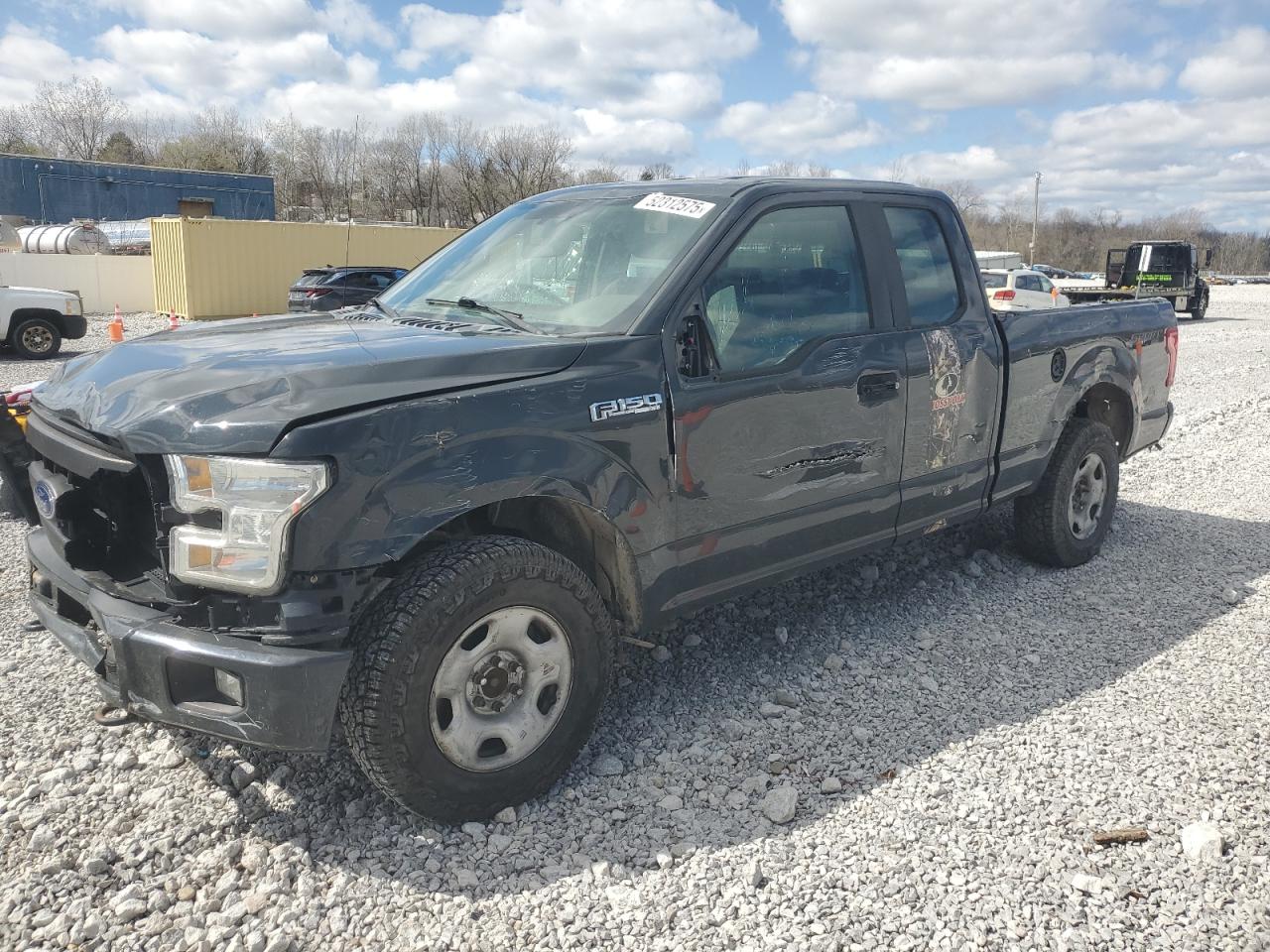 Barberton, OH에서 판매 중인 2016 Ford F150 Super Cab - All Over