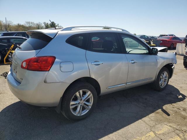  NISSAN ROGUE 2015 Серебристый