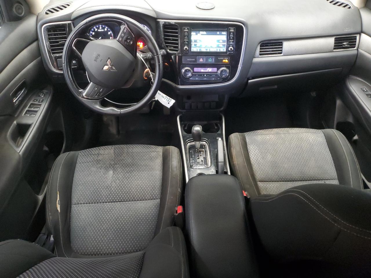 2017 Mitsubishi Outlander Es VIN: JA4AD2A30HZ047060 Lot: 53603785