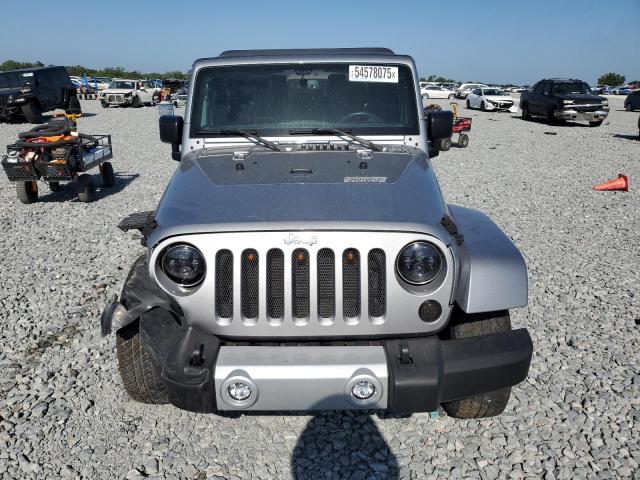  JEEP WRANGLER 2015 Srebrny