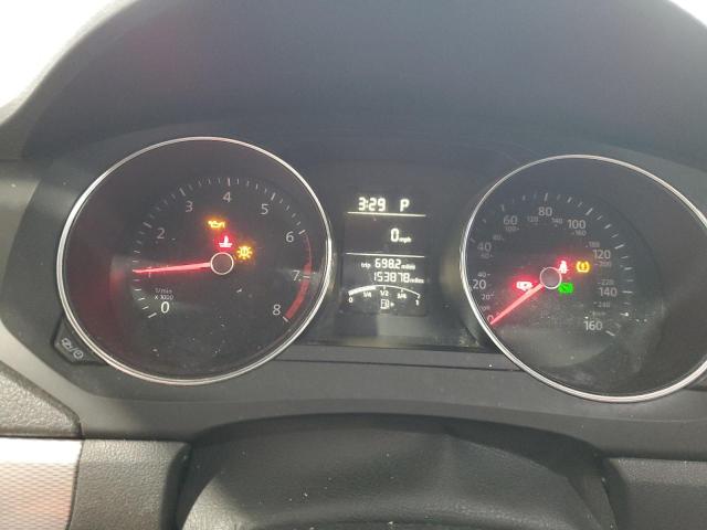 Sedans VOLKSWAGEN JETTA 2015 Red