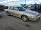 2004 Lincoln Town Car Executive na sprzedaż w Newton, AL - Rear End