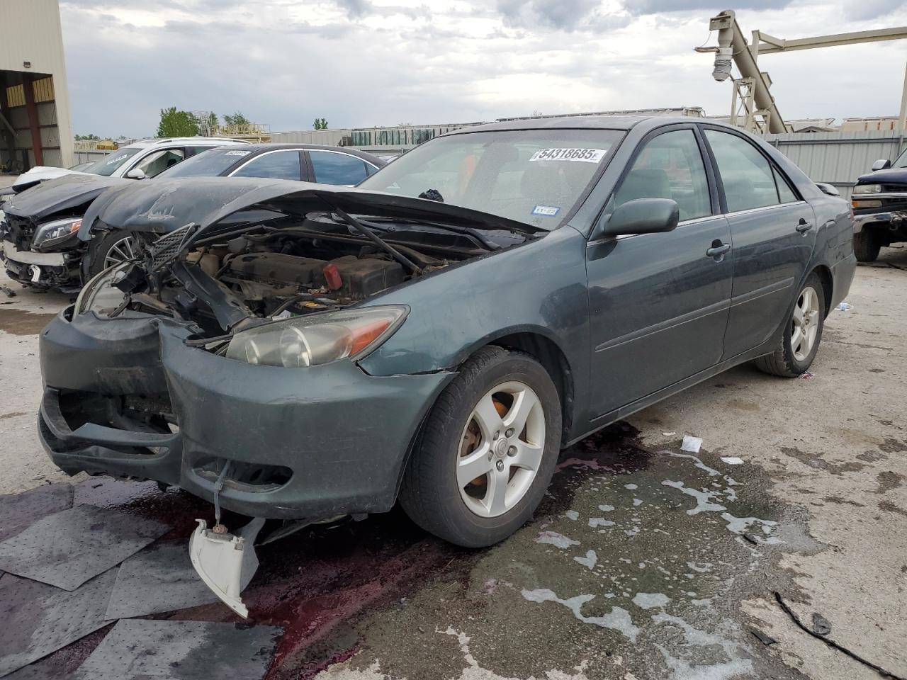 2002 Toyota Camry Le იყიდება Kansas City-ში, KS - Front End