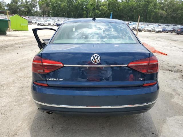  VOLKSWAGEN PASSAT 2018 Синий