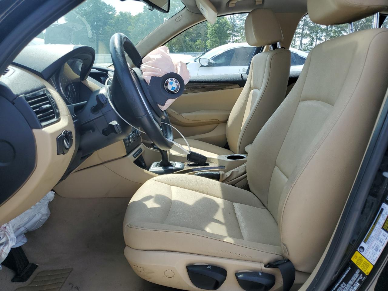 2015 BMW X1 Sdrive28I VIN: WBAVM1C52FVZ94506 Lot: 54533295