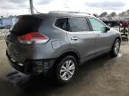 2016 Nissan Rogue S zu verkaufen in Los Angeles, CA - Front End
