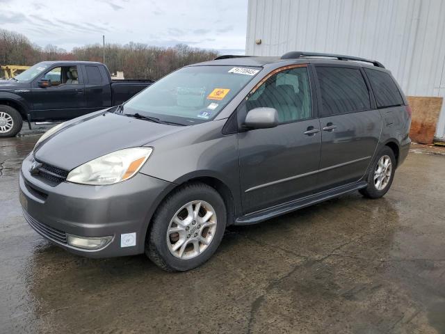 2004 Toyota Sienna Xle  
