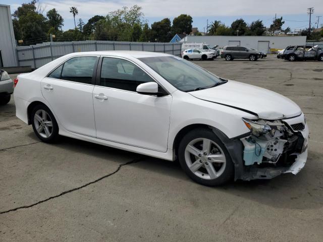  TOYOTA CAMRY 2012 White