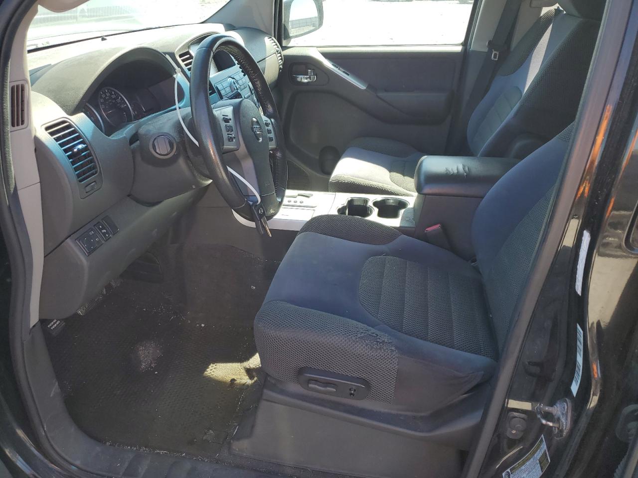 2010 Nissan Pathfinder S VIN: 5N1AR1NB4AC606570 Lot: 52921275