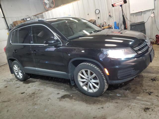 Parquets VOLKSWAGEN TIGUAN 2017 Czarny