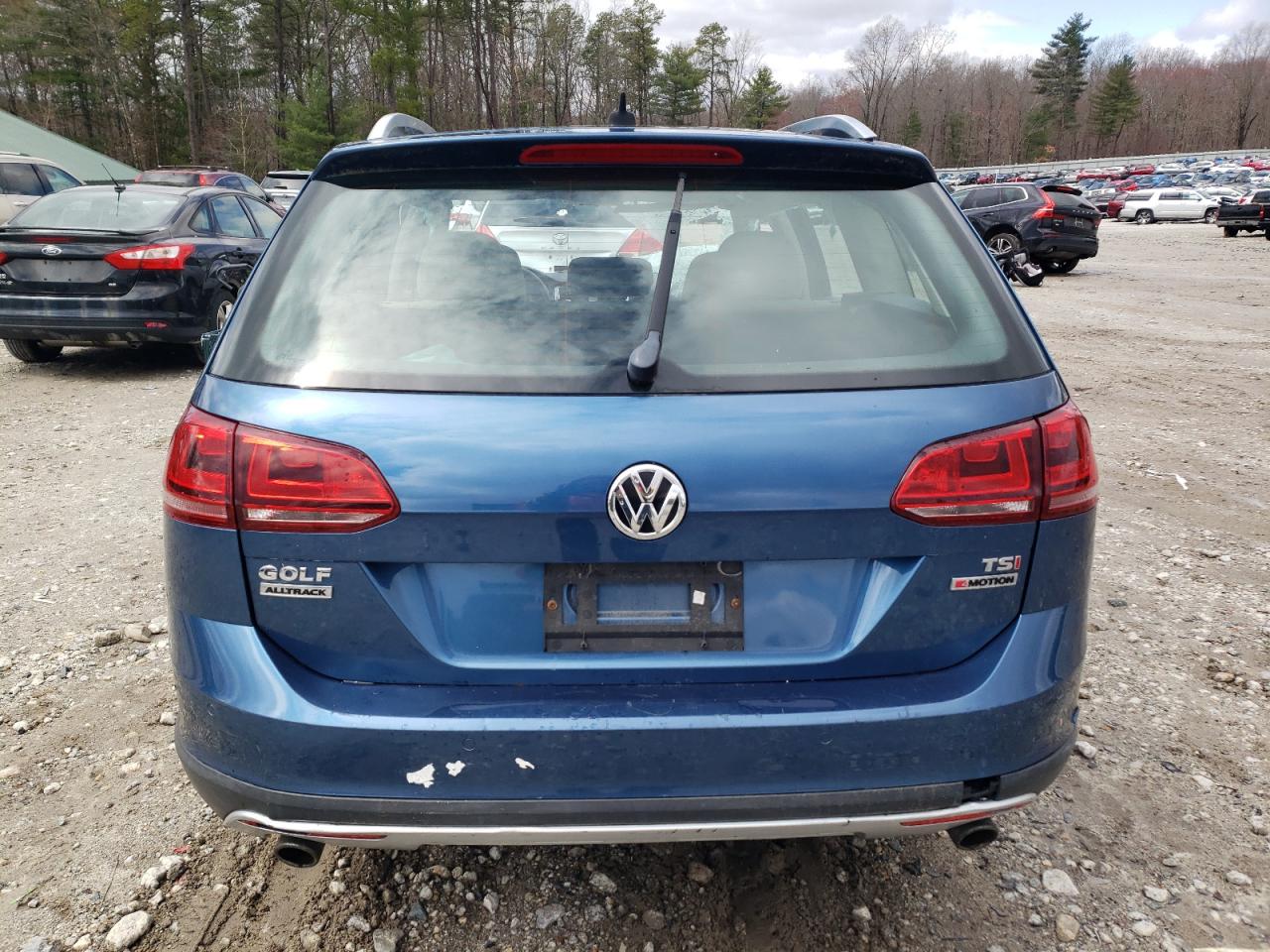 2017 Volkswagen Golf Alltrack S VIN: 3VWM17AU8HM528769 Lot: 51949615