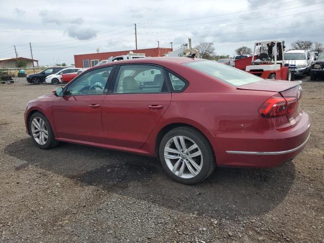 VOLKSWAGEN PASSAT 2019 Czerwony