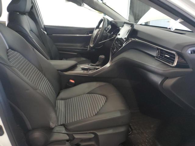  TOYOTA CAMRY 2022 Білий