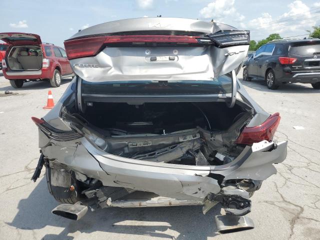  KIA FORTE 2022 Srebrny