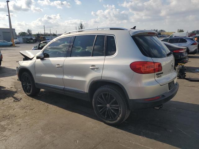  VOLKSWAGEN TIGUAN 2013 Сріблястий