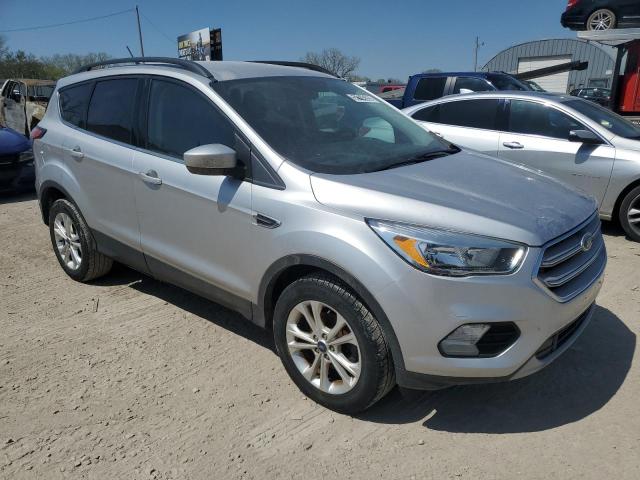  FORD ESCAPE 2018 Srebrny