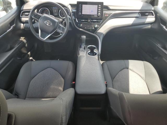  TOYOTA CAMRY 2022 Серебристый