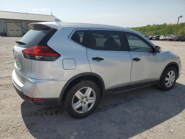  NISSAN ROGUE 2017 Серебристый