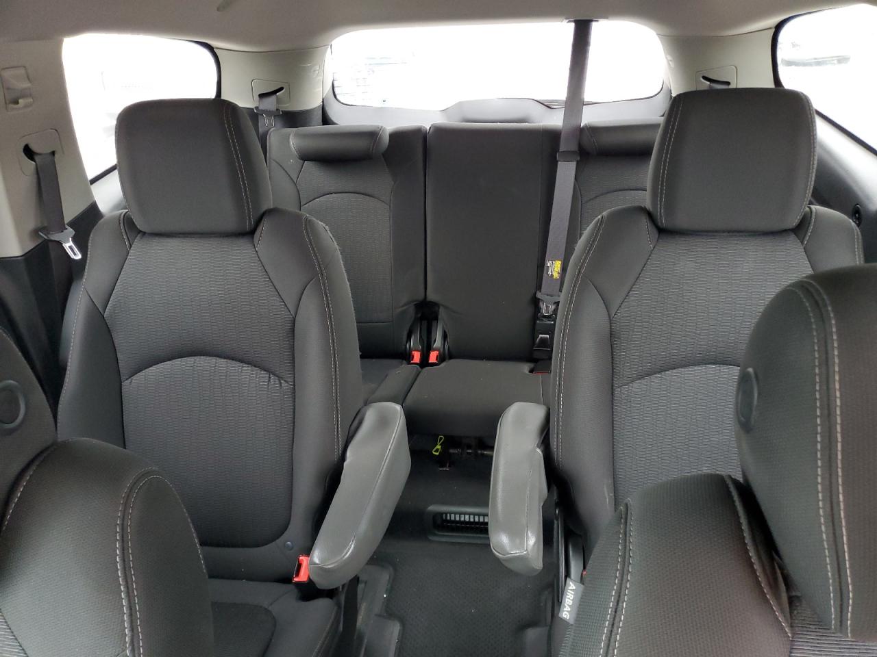 1GNKRGKD6DJ129696 2013 Chevrolet Traverse Lt