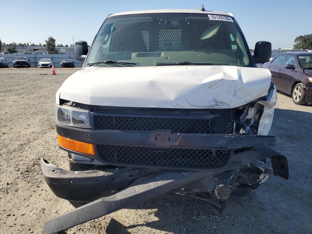 VIN: 1GCWGAFP4K1328583 2019 CHEVROLET EXPRESS