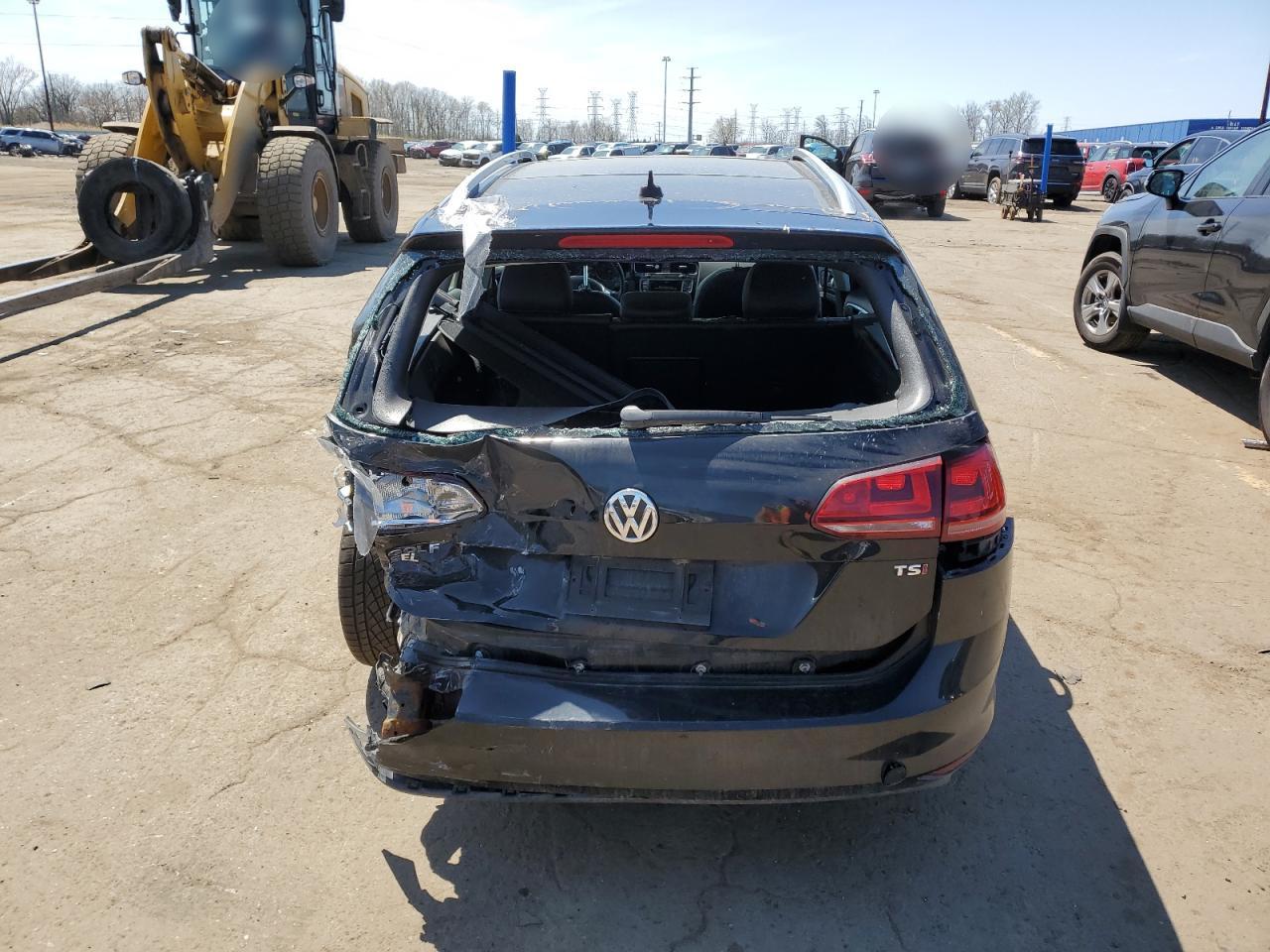 2017 Volkswagen Golf Sportwagen S VIN: 3VWC17AU3HM502981 Lot: 53972995