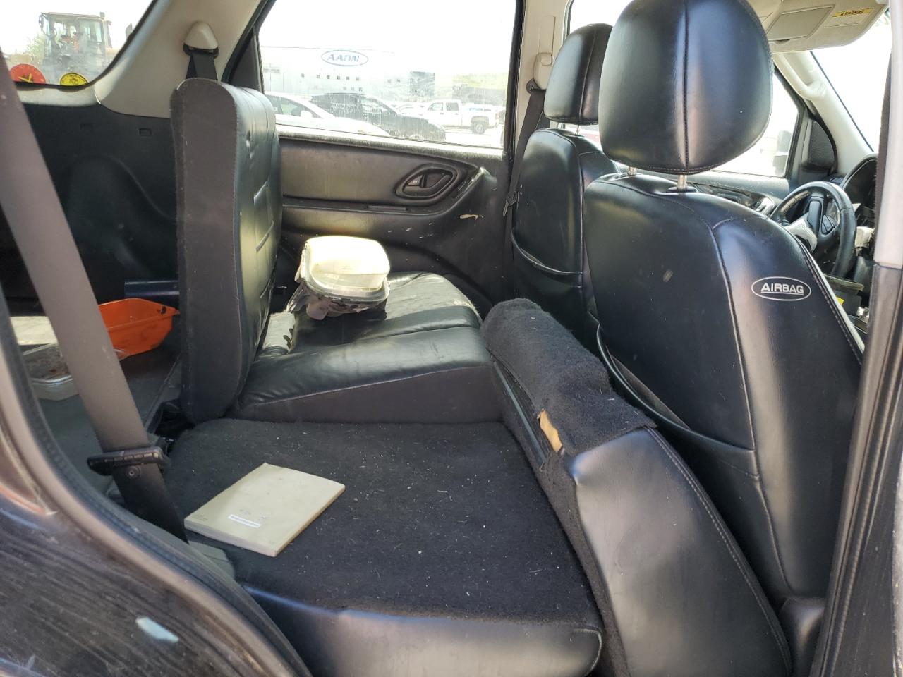 2004 Ford Escape Limited VIN: 1FMCU94184KB05982 Lot: 53378345