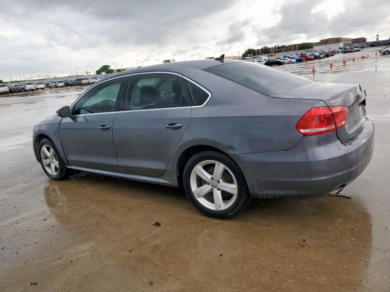  VOLKSWAGEN PASSAT 2012 Серый