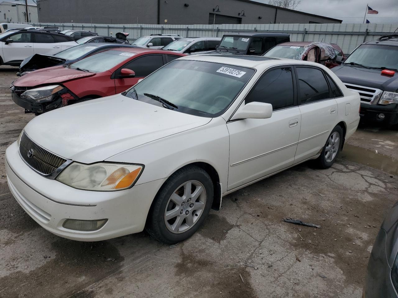 2002 Toyota Avalon Xl for Sale in Lexington, KY - Water/Flood