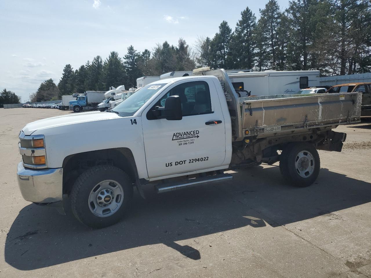 2016 Chevrolet Silverado C2500 Heavy Duty for Sale in Eldridge, IA - Undercarriage