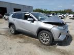 2021 Toyota Rav4 Xle Premium на продаже в Jacksonville, FL - Front End