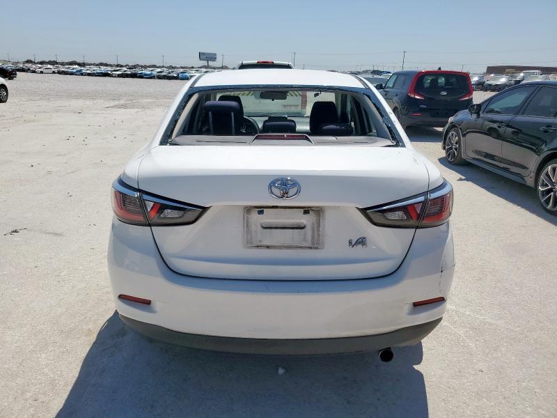  TOYOTA YARIS 2017 Biały